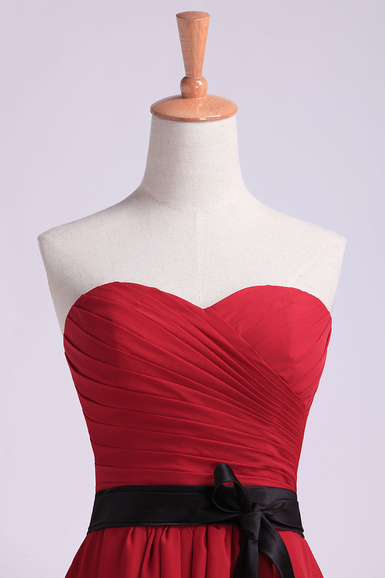 2022 Bridesmaid Dresses Sweetheart A Line Knee Length With Ruffle