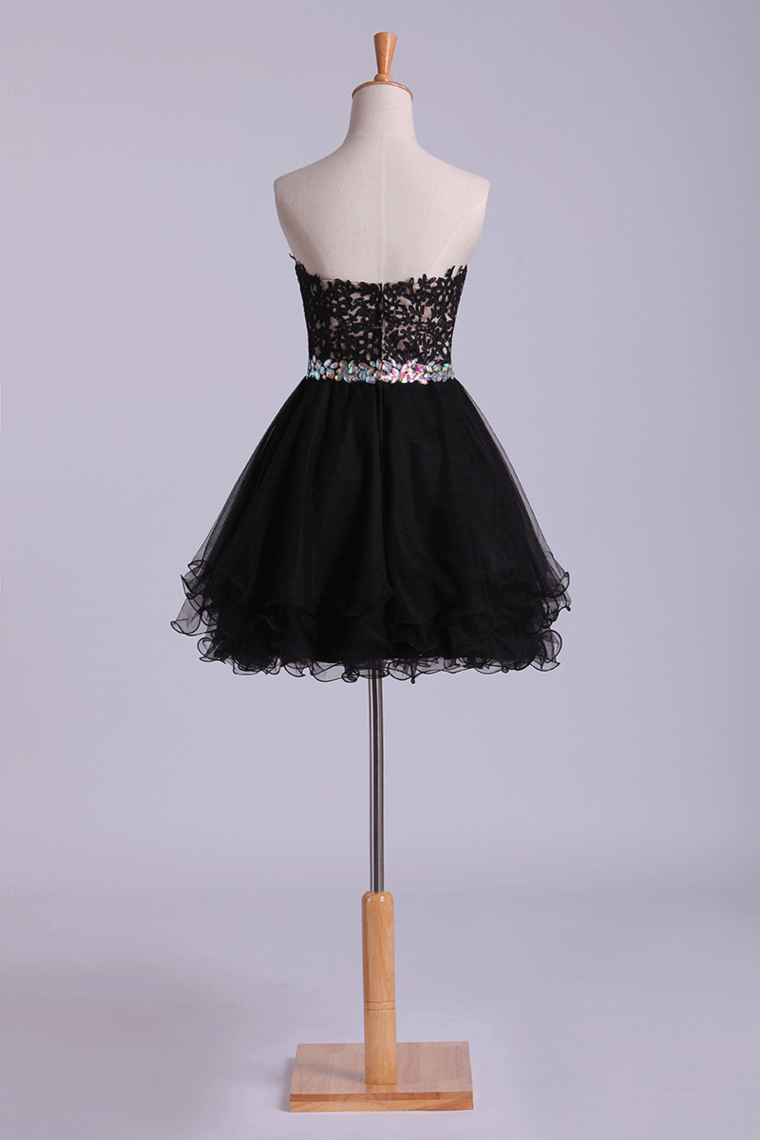2022 Sweetheart A Line Short Homecoming Dress With Applique Beaded