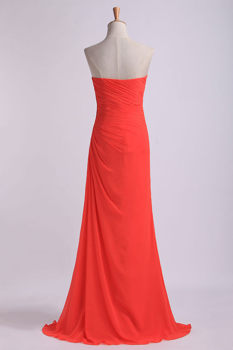 2022 Sheath/Column Prom Dresses Sweetheart Chiffon With Slit And Ruffles Floor Length