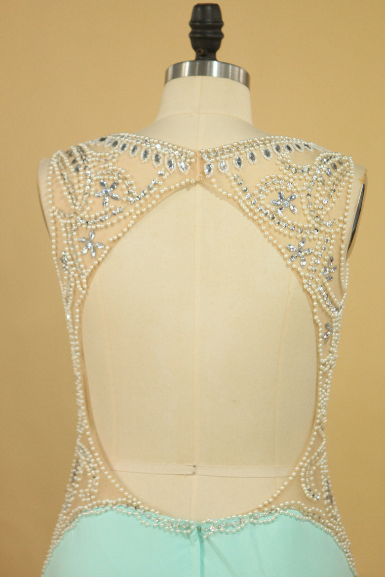 2022 Spandex Prom Dresses V Neck Open Back With Beading Sweep Train