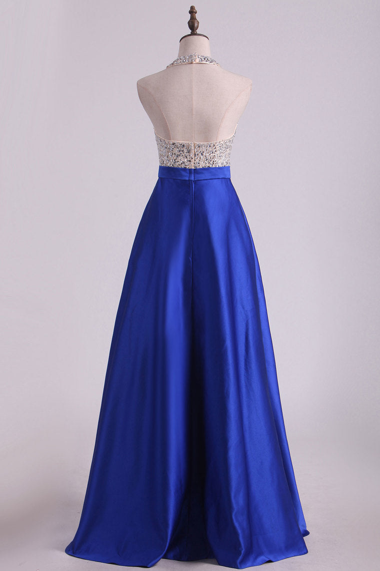 2022 Dark Royal Blue Halter Beaded Bodice Prom Dresses Satin Open Back