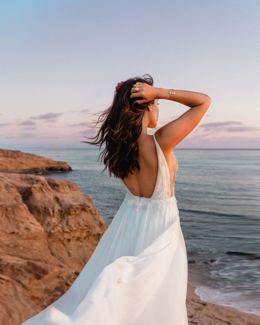 Bohemian A Line V Neck Tulle Wedding Dresses with Appliques