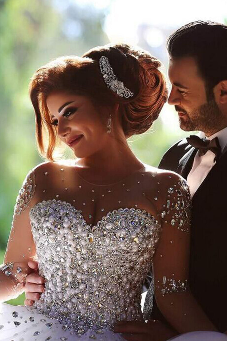 2022 Scoop Wedding Dresses A Line With Beading Floor-Length Tulle
