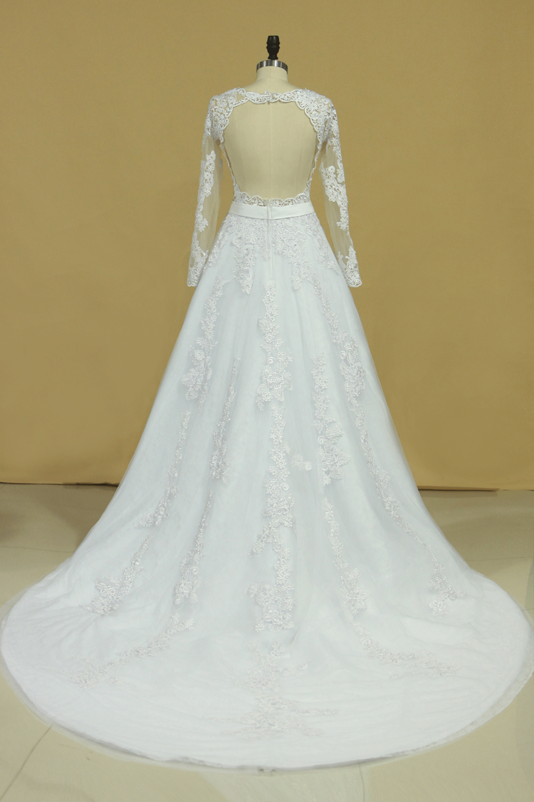 2022 Hot Wedding Dresses Scoop Long Sleeves With Applique & Sash Tulle