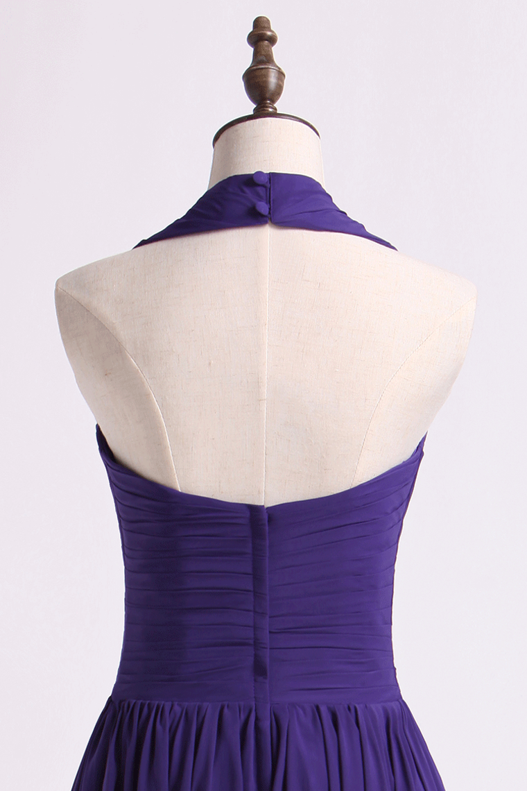 2022 Halter A Line Prom Dresses Knee Length Chiffon With Ruffles