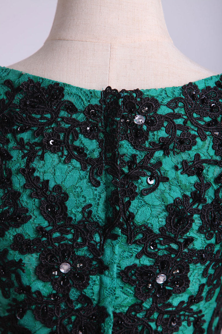 2022 Prom Dress Scoop A Line With Black Applique & Ribbon Beaded Mini