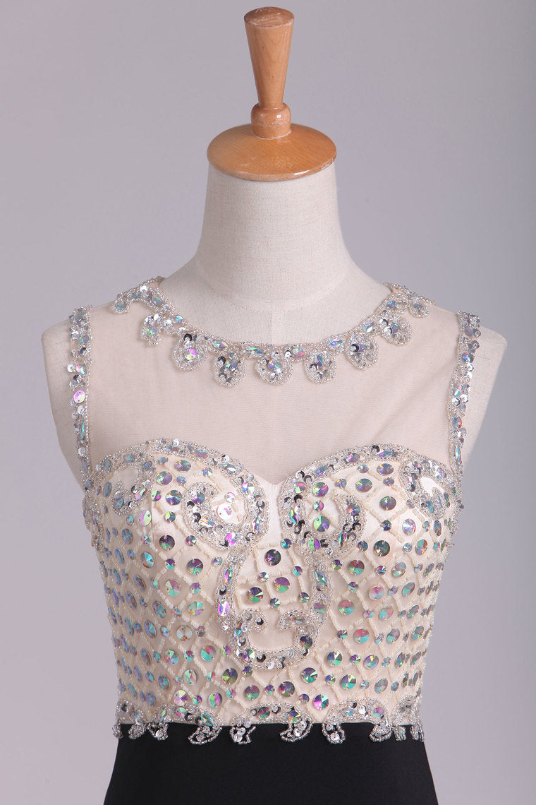 2022 Black Scoop Prom Dresses Sheath With Beading And Slit Spandex