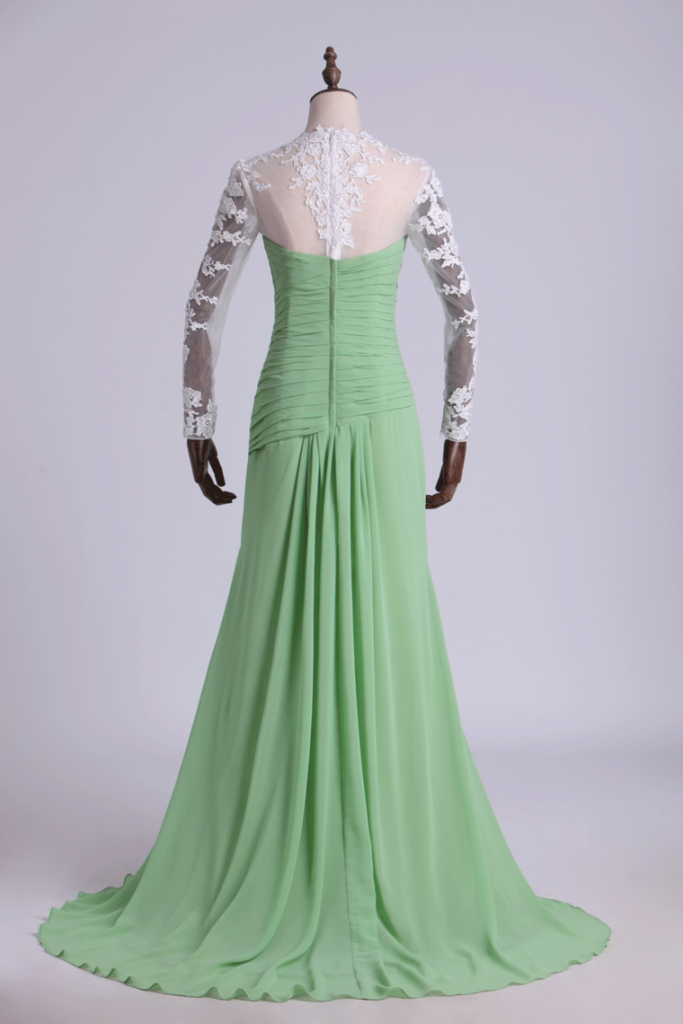 2022 Scoop Long Sleeves Column Prom Dresses With Applique & Ruffles Chiffon