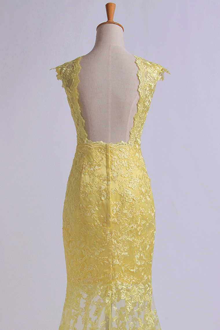 2022 Evening Dresses Mermaid/Trumpet V-Neck Lace Open Back