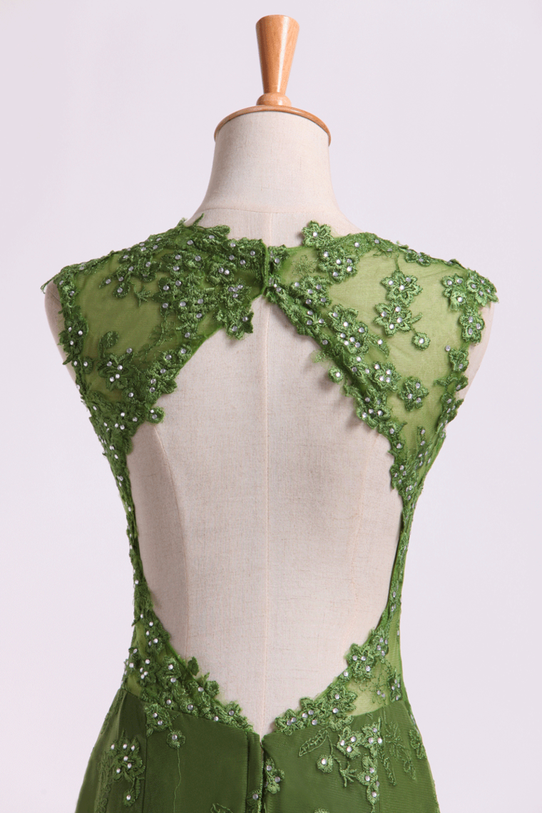 2022 Prom Dresses Scoop Sheath/Column Tulle With Slit&Applique Sweep Train