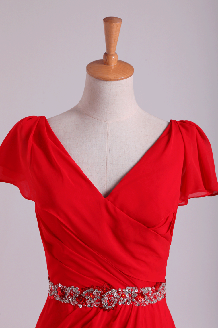 2022 Mother Of The Bride Dresses V-Neck Floor-Length Chiffon With Beading Waist Line