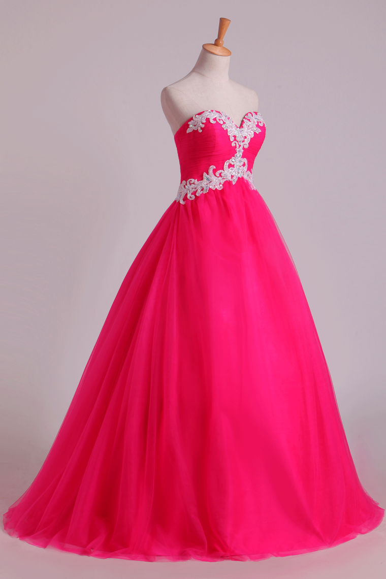 2022 Sweetheart Ball Gown Floor Length Quinceanera Dresses With Applique