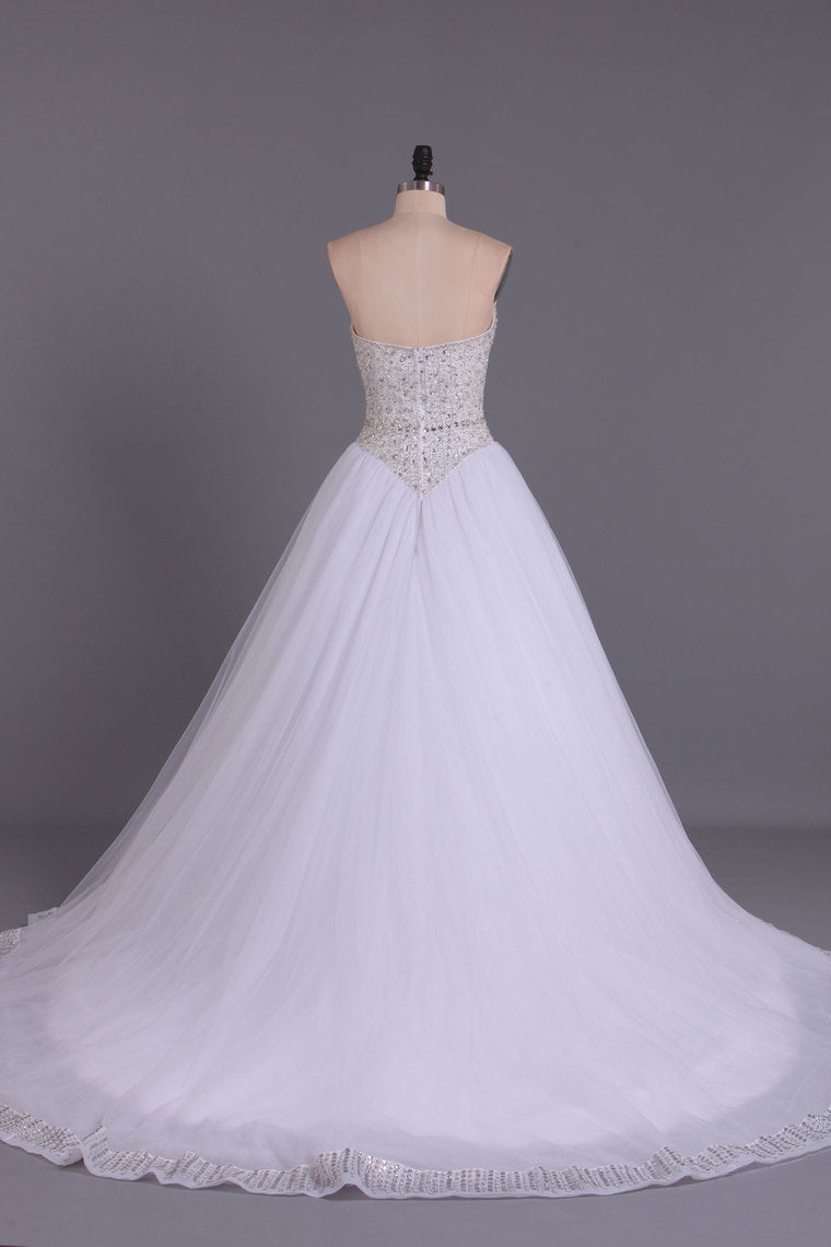 2022 Sweetheart Bridal Dresses A-Line Tulle White Zipper Back Court Train