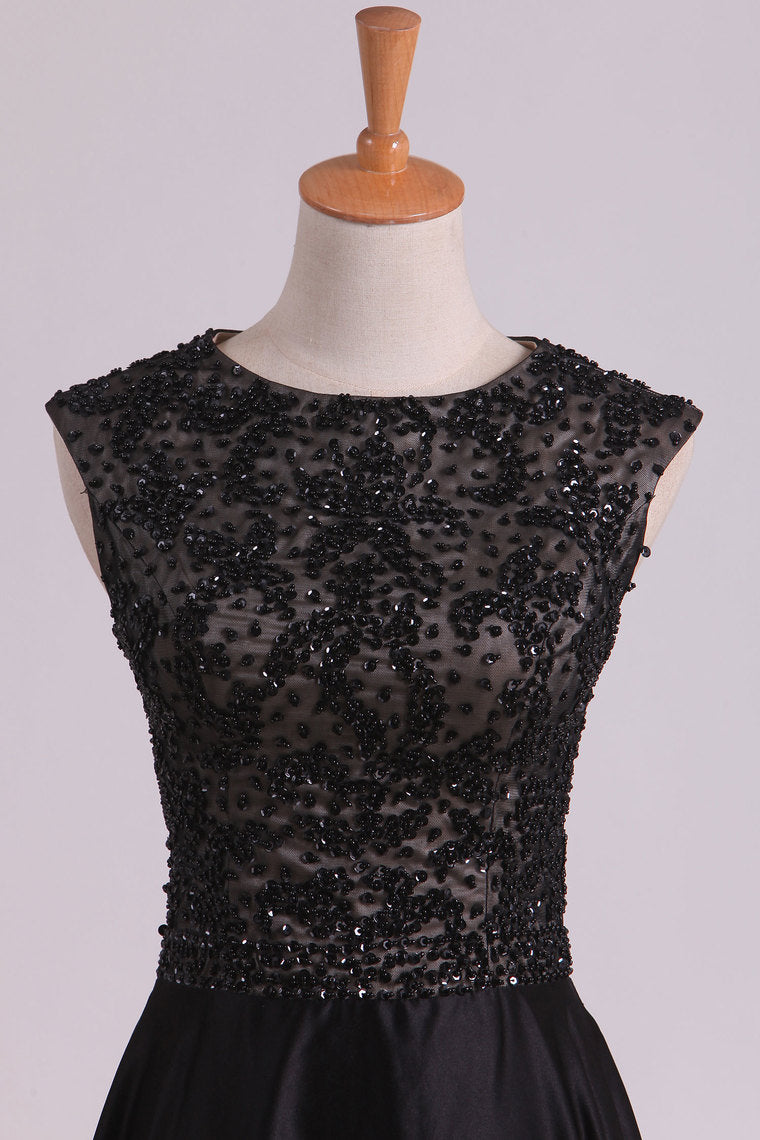 2022 A Line Prom Dresses Scoop Cap Sleeves Floor Length Satin