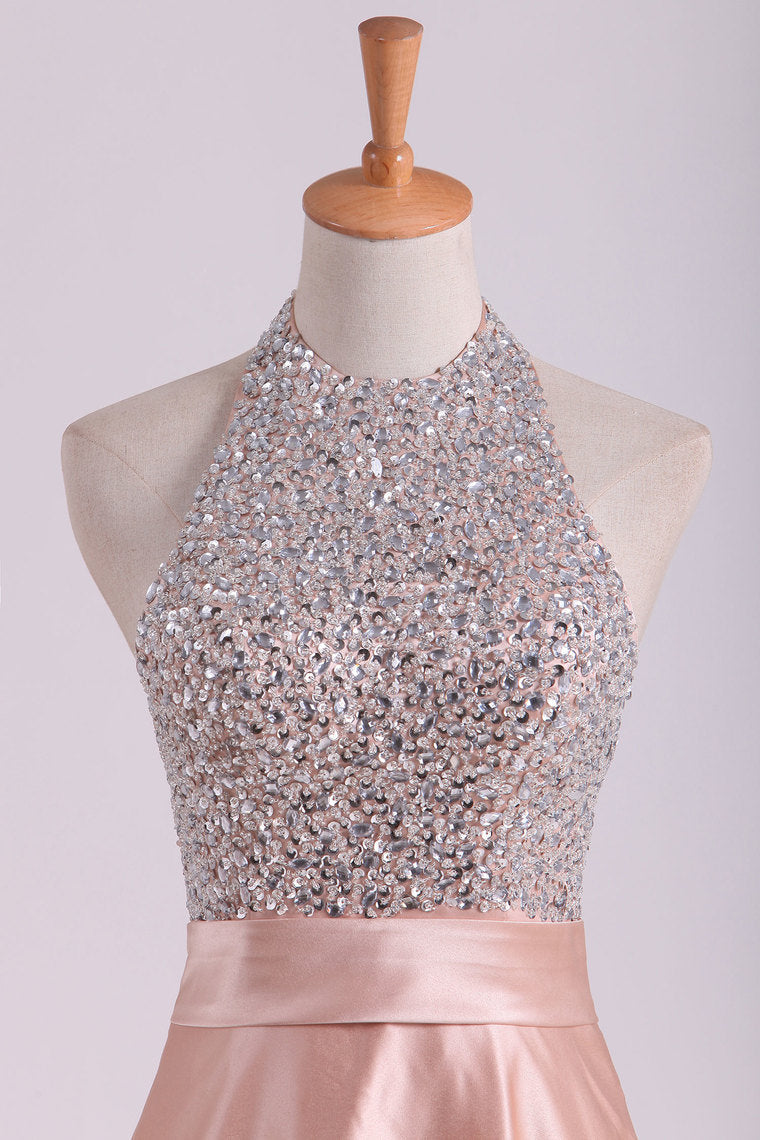 2022 Open Back Halter Prom Dresses Beaded Bodice Satin Floor-Length