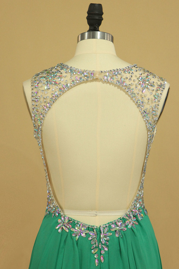 2022 Scoop Open Back A Line With Beads Prom Dresses Sweep Train