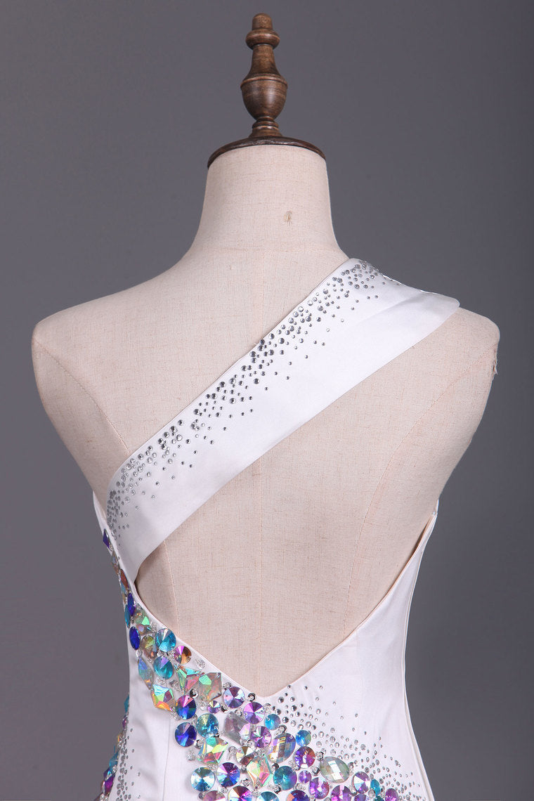 2022 Mermaid/Trumpet One Shoulder Satin Prom Dresses With Beading