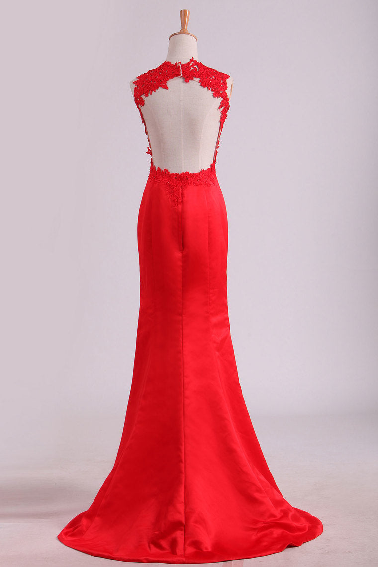 2022 Sexy Open Back Scoop Satin With Applique Mermaid Prom Dresses