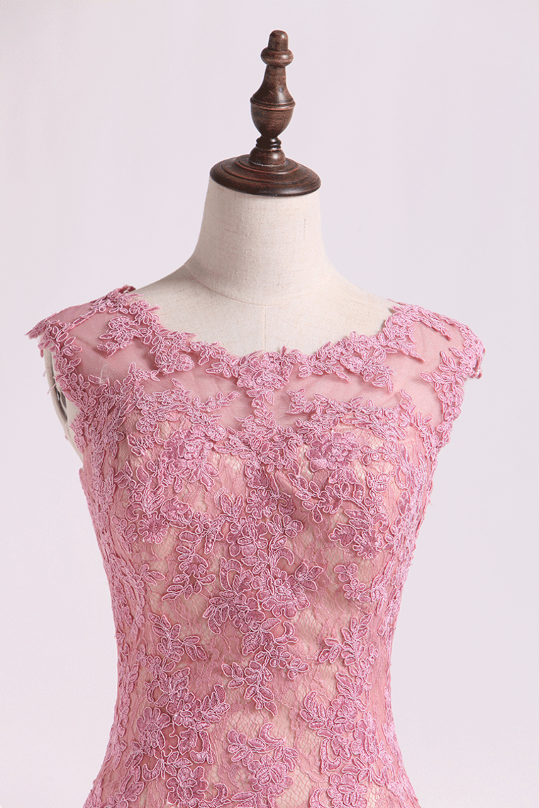 2022 Bateau Evening Dresses Sheath/Column With Applique Lace