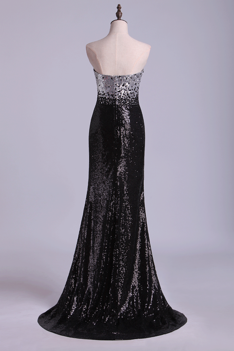 2022 Bicolors Scalloped Neckline Prom Dress With Beads Attractive&Unique Floor Length