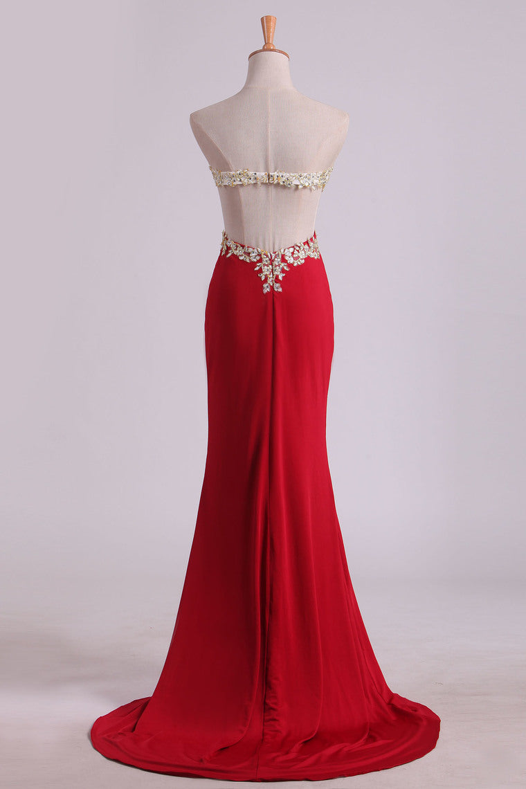 2022 Prom Dresses Sheath Sweetheart Spandex With Slit And Applique Sweep Train