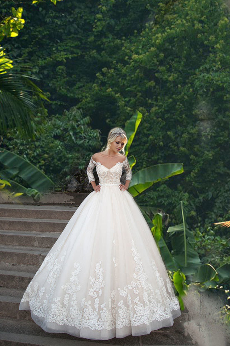 2022 Bateau Wedding Dresses 3/4 Length Sleeve With Applique Tulle